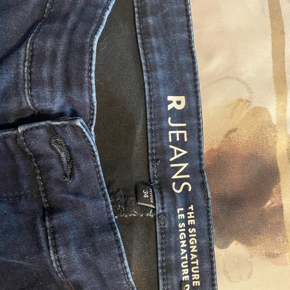 Jeans - Picture 1 of 2
